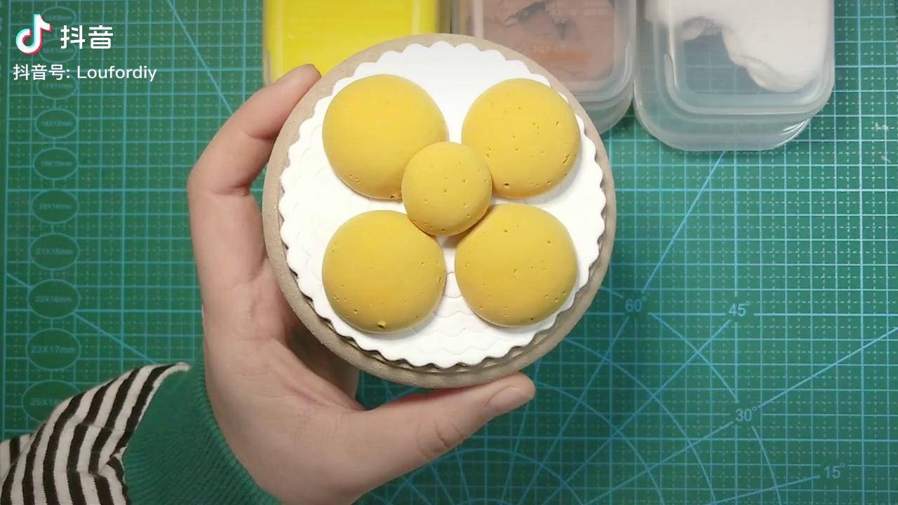 罗弗超轻粘土教程美食系列之蛋白甜饼