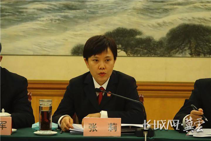 秦皇岛市中级人民法院党组书记,院长张莉与企业代表交流.