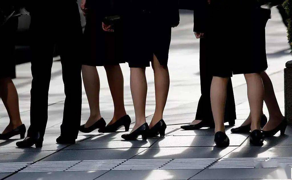 设计 春天的第一双鞋,就该这么穿!