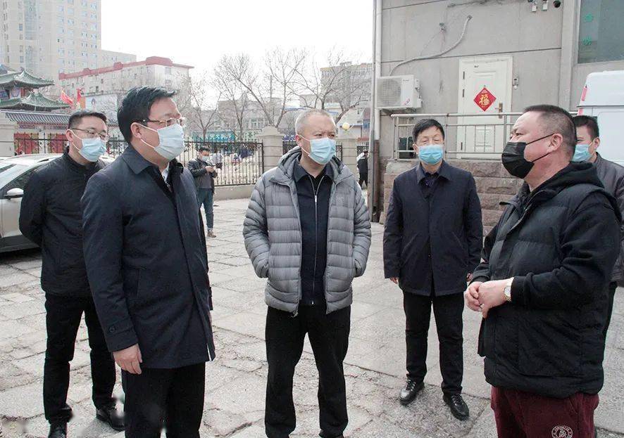 区委书记张聪调研疫情防控工作