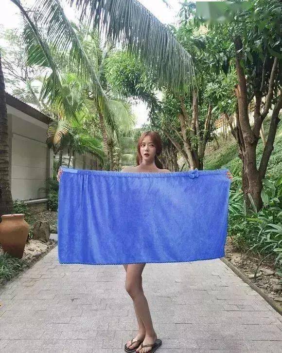 ps搞笑恶搞大神能把她的内衣去了吗