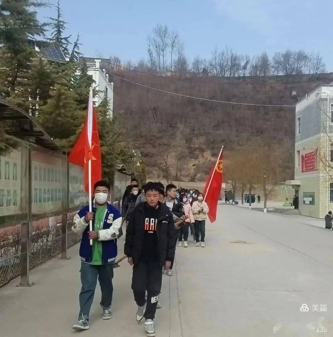 宕昌县各中小学开展学雷锋主题活动