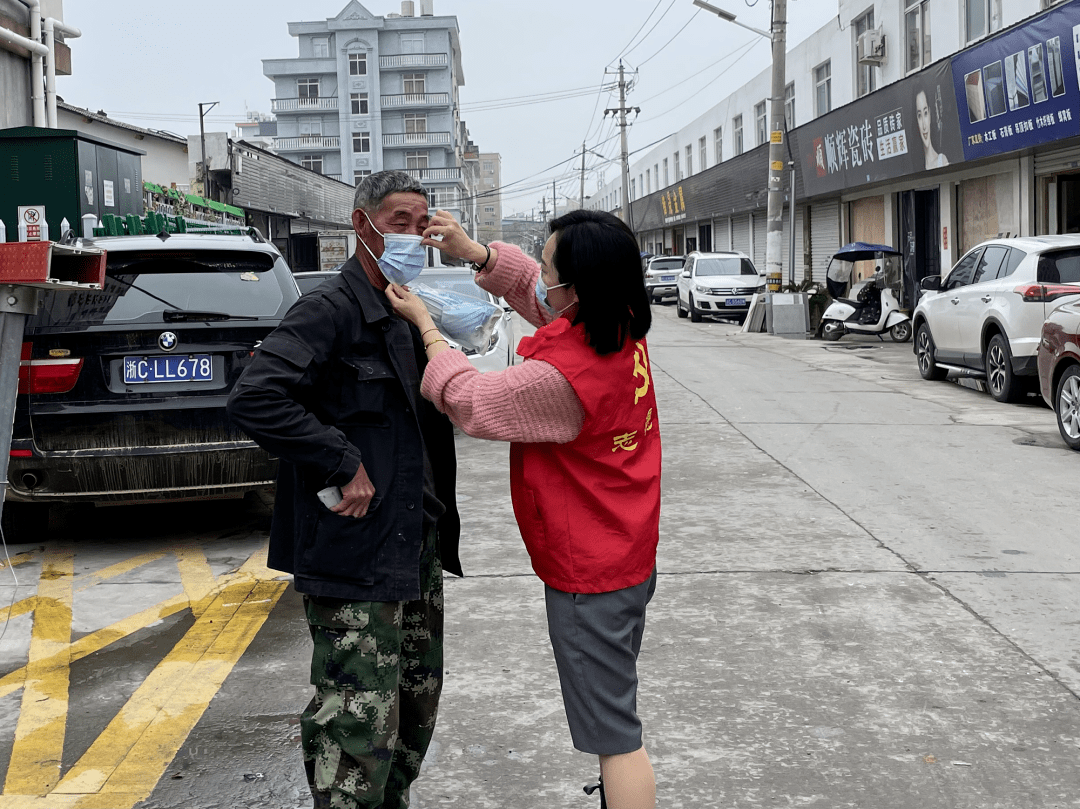 乐清"万名劝导员"在行动~_口罩_防控_防疫
