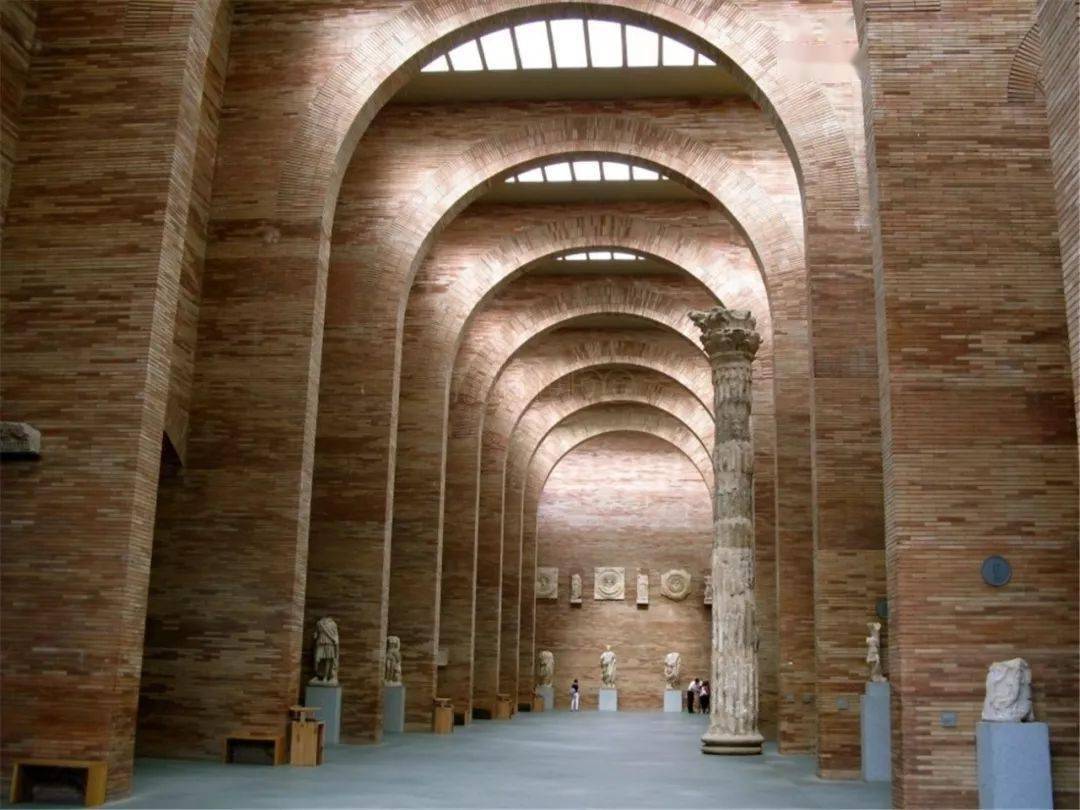 梅里达国立古罗马艺术博物馆△小筱邸△地中美术馆△真言宗本福寺