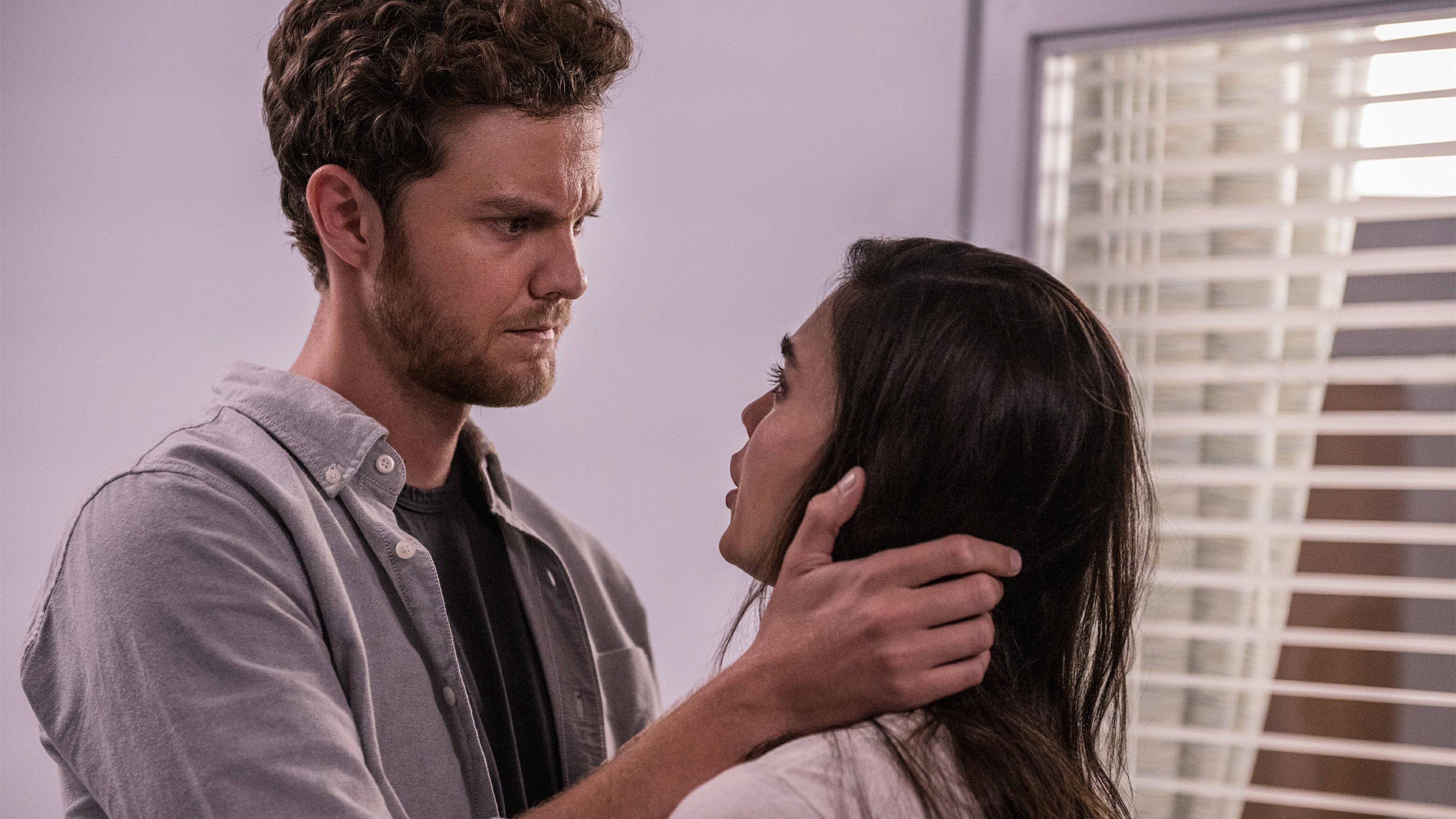 电影|续集重启怎么拍才不翻车?《惊声尖叫5》致敬、自嘲、反套路