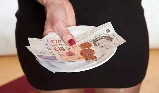 小费文化在英国|给还是不给,给小费有大学问_餐厅_服务_征收