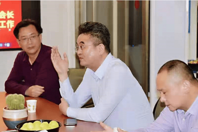 热烈欢迎张昊会长莅临越群指导工作_安徽商会_公司_董事长