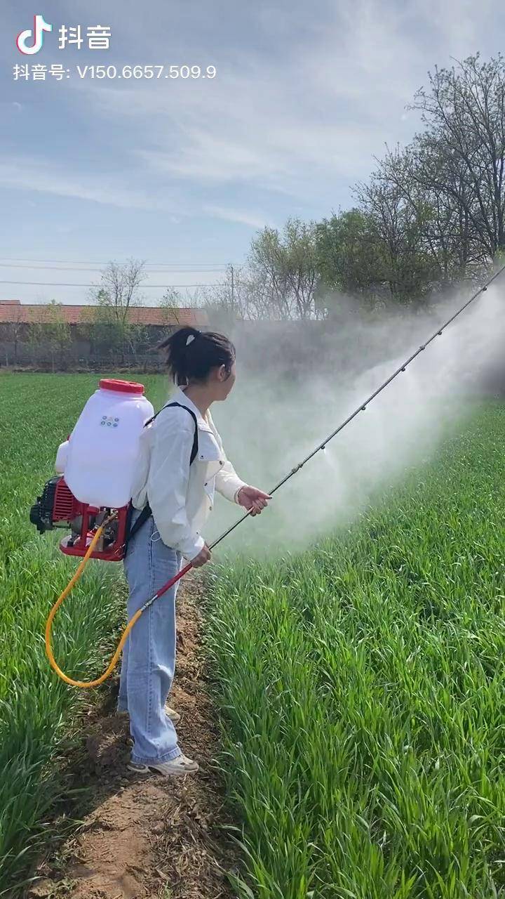 用这个打药机3分钟一亩地农业种植农民种植大棚农业