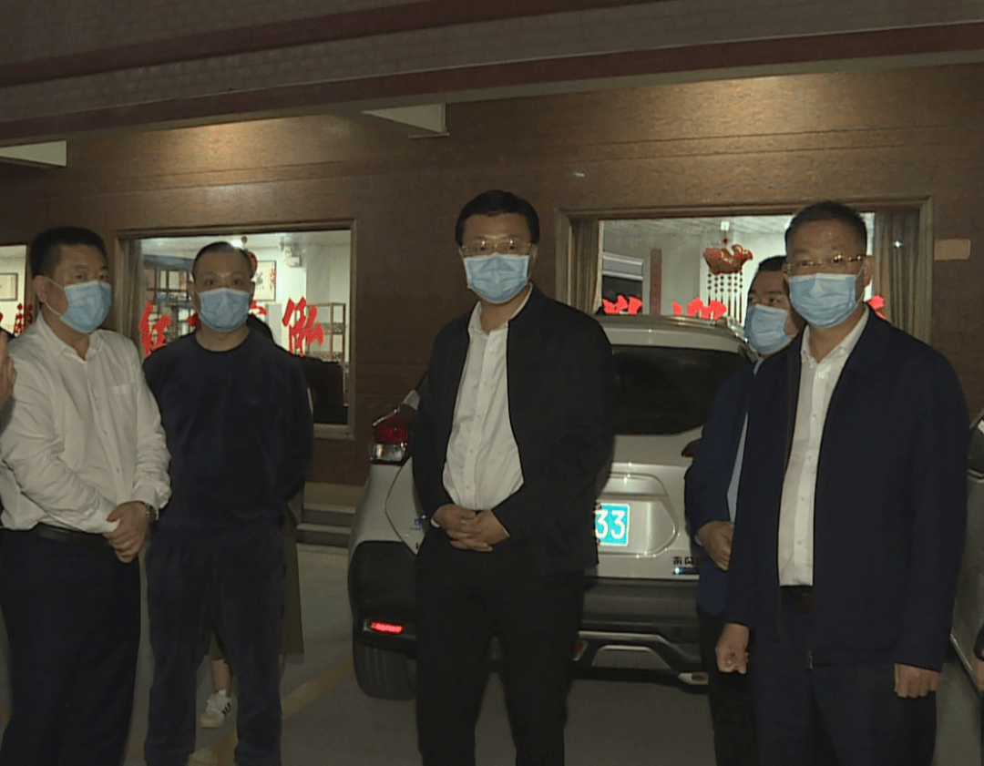 晚上潮南峡山两英胪岗