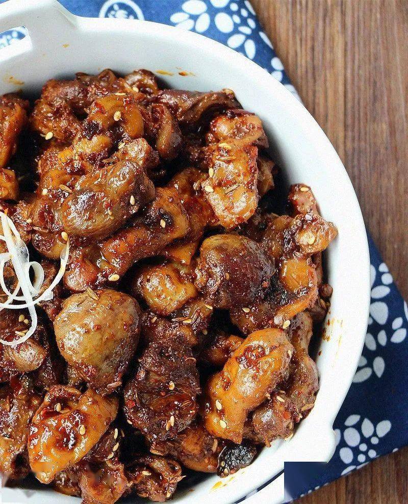 麻辣鸡胗鸡心味道超级棒麻辣味浓越吃越过瘾烧烤味十足