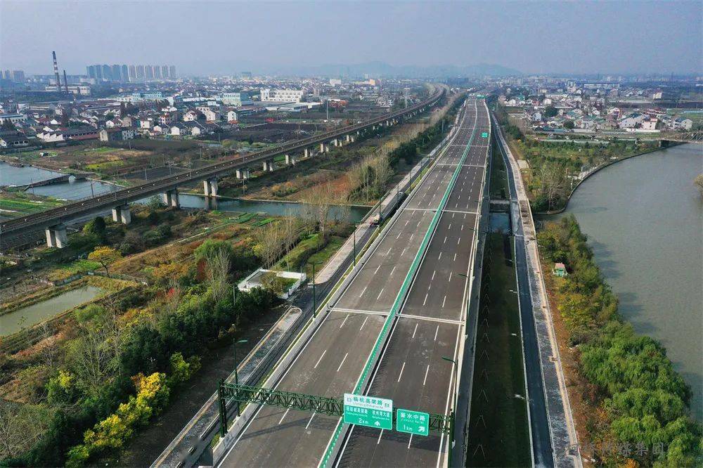 绍兴于越快速路正式通车全国首条支持高级别无人驾驶但这类车辆禁行