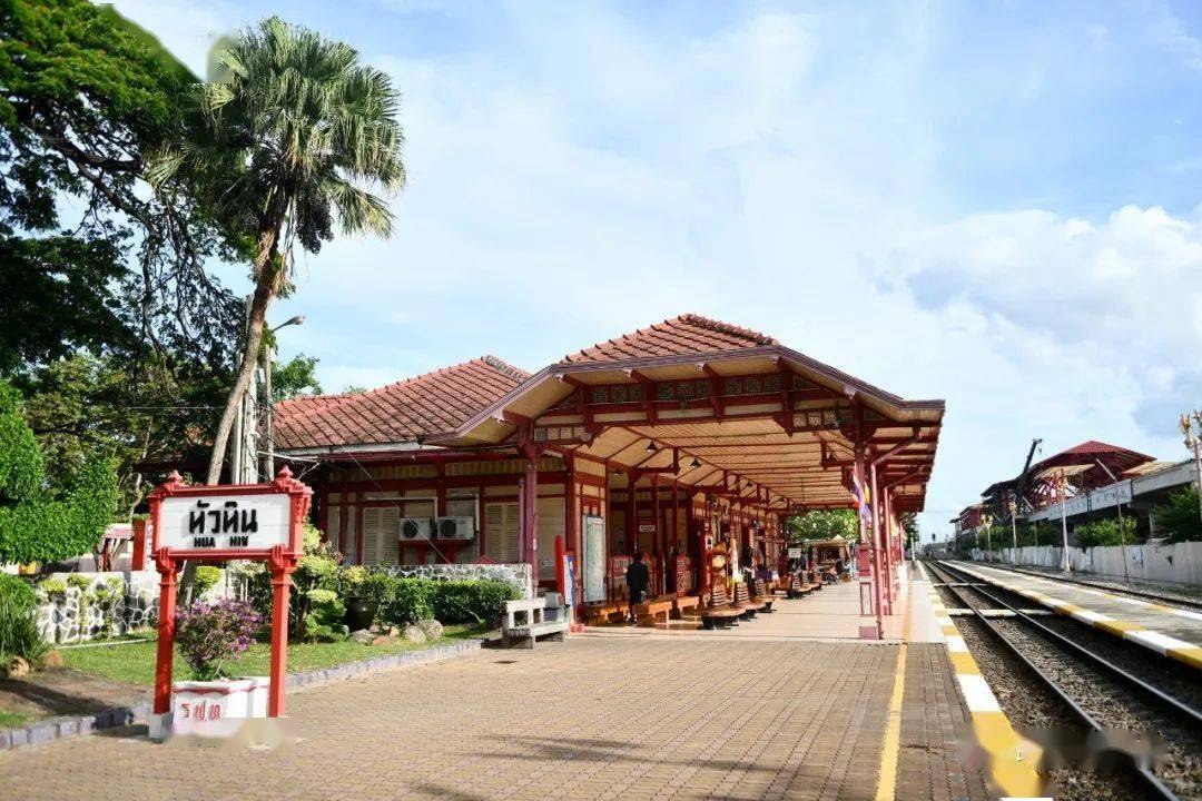 20220321泰国最美的火车站华欣火车站wathuahinmarketvillagehuahin