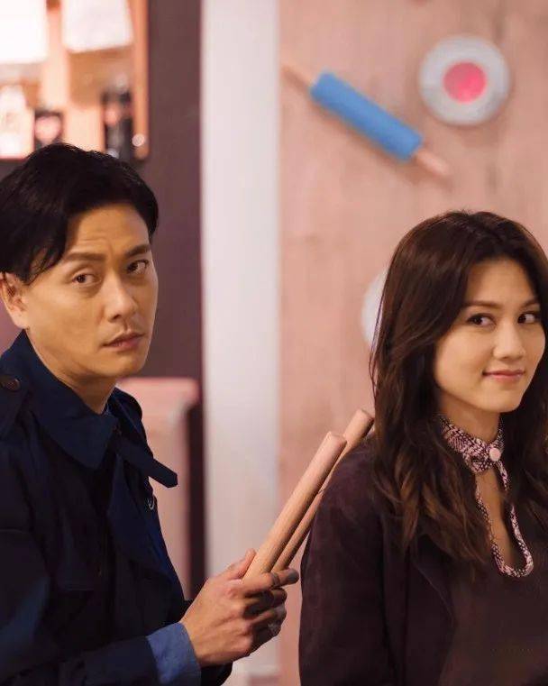 周秀娜威迫bosco做"太监"_女王_曲脚扮_黄宗泽