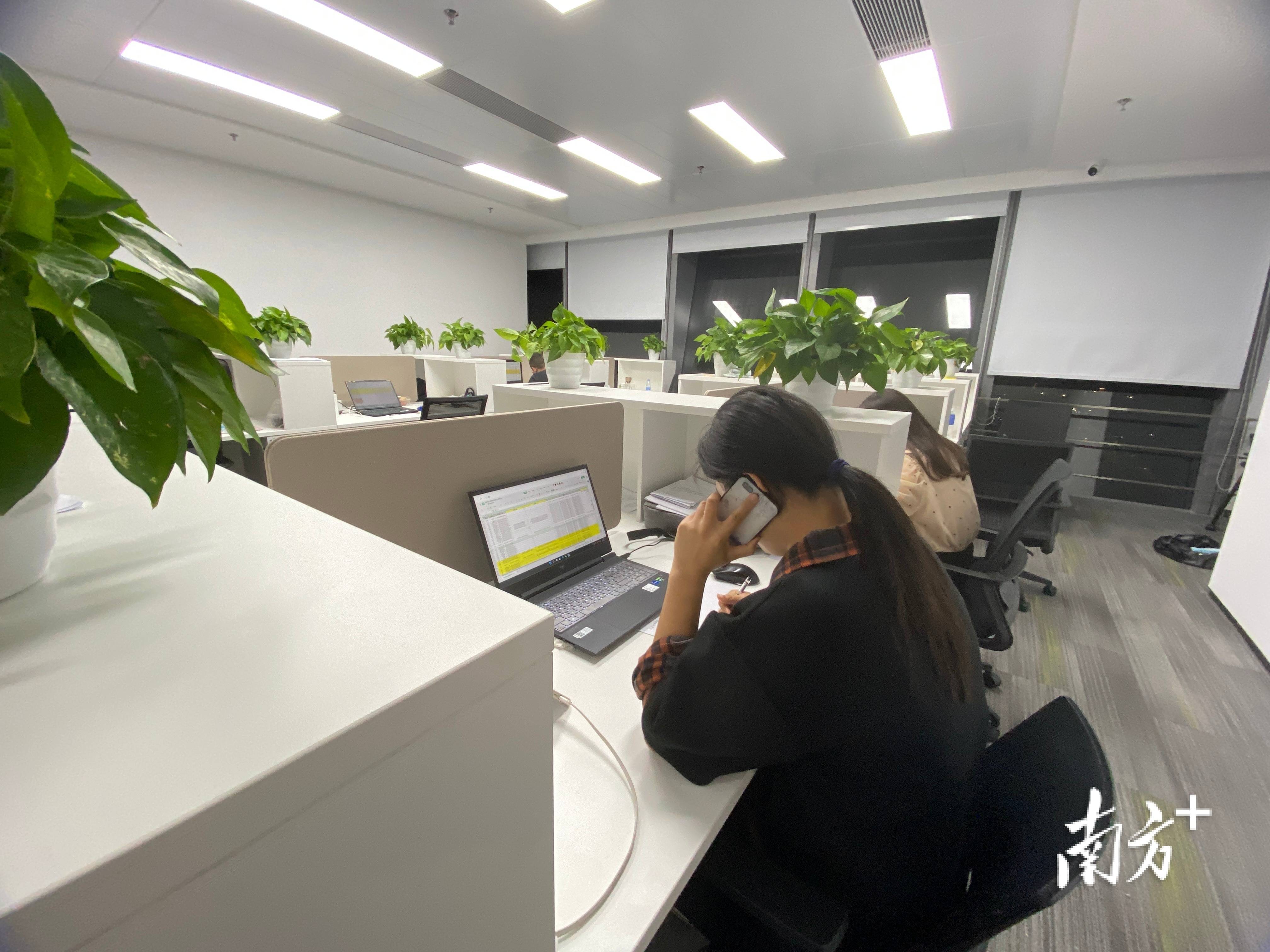 一天7千多个电话!揭秘24小时响应的龙岗流调外呼工作