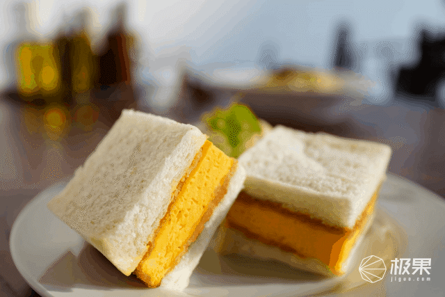 索尼最轻F4恒定光圈电动变焦镜头FE PZ 16-35mm F4 G发布