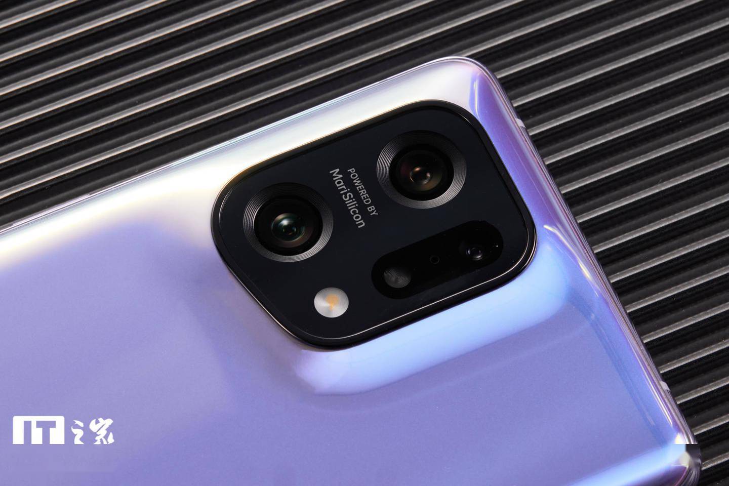 比大杯便宜 2000 元，值得买吗？OPPO Find X5 深度评测