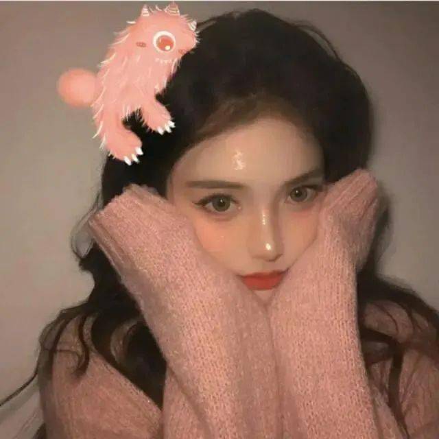 酷酷的真人女生头像