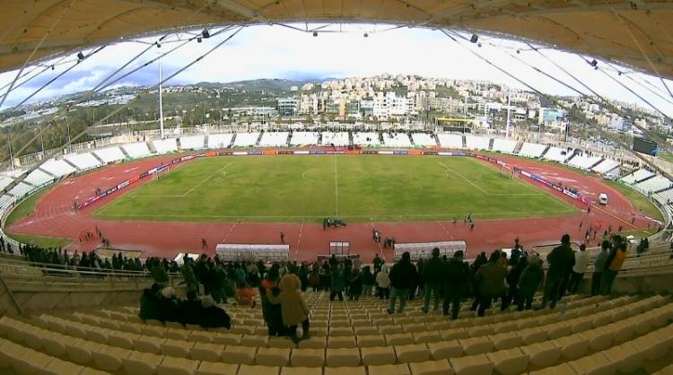 骚乱|还能踢吗？黎巴嫩vs叙利亚因球迷骚乱比赛中断近30分钟