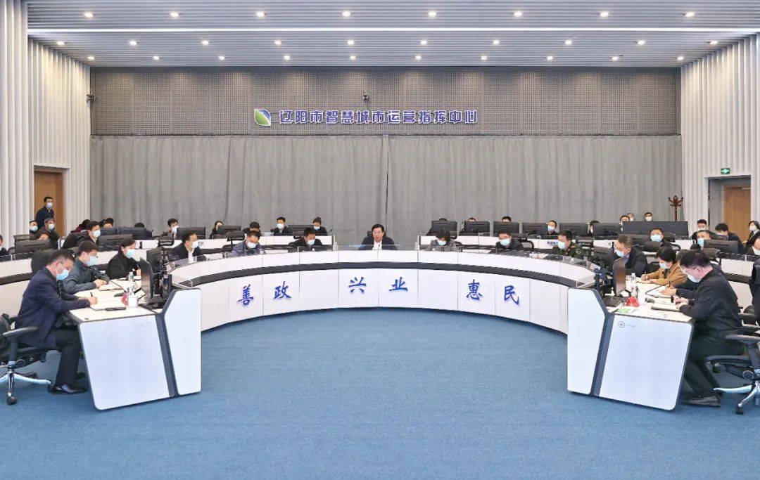 霍步刚主持并讲话 白英马涛出席传达学习省委副书记,省长李乐成在灯塔