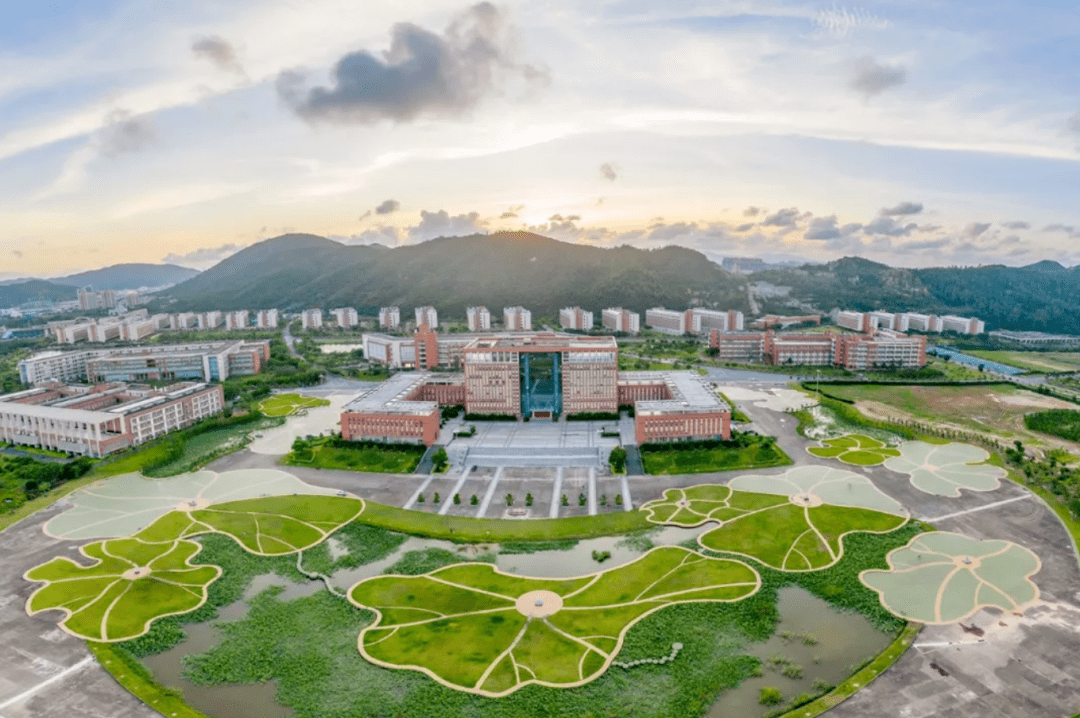 民办本科学费是固定的吧_民办本科学费一年大概多少_学费民办本科贵吗