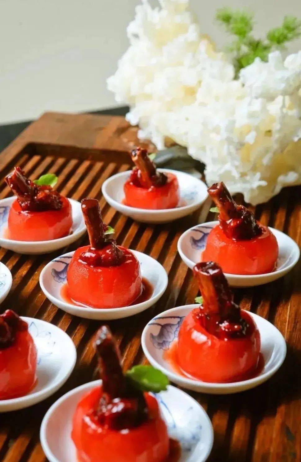 广东大厨分享几十款创意粤菜赏析