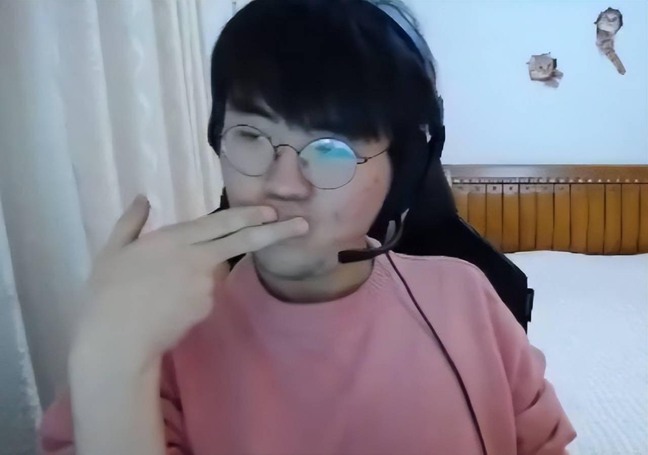 评选|宁王、姿态等二路流解说热议常规赛最佳阵容：一阵中单必给rookie