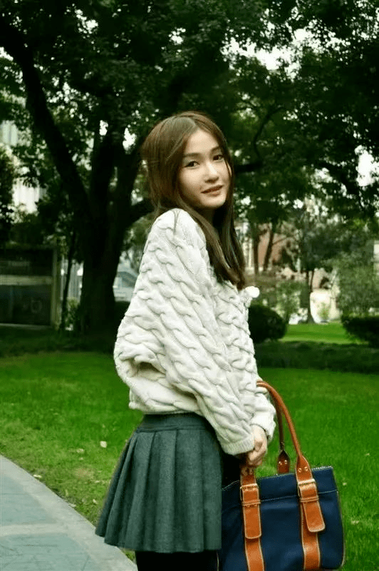 眼光|不在乎他人眼光，我把 30 岁的人生过成了一篇爽文