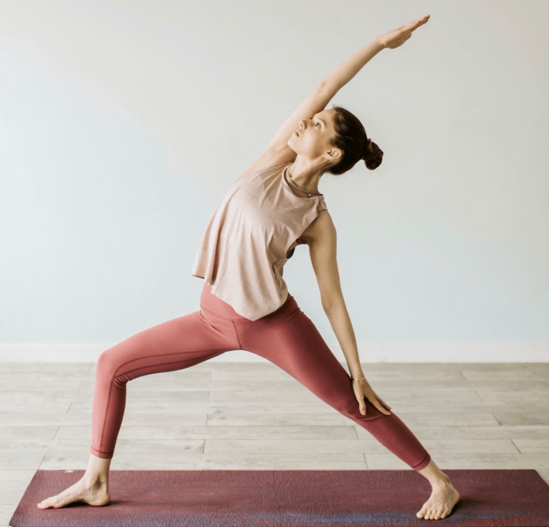 女性想要气质好这10个瑜伽体式建议每天都练一遍