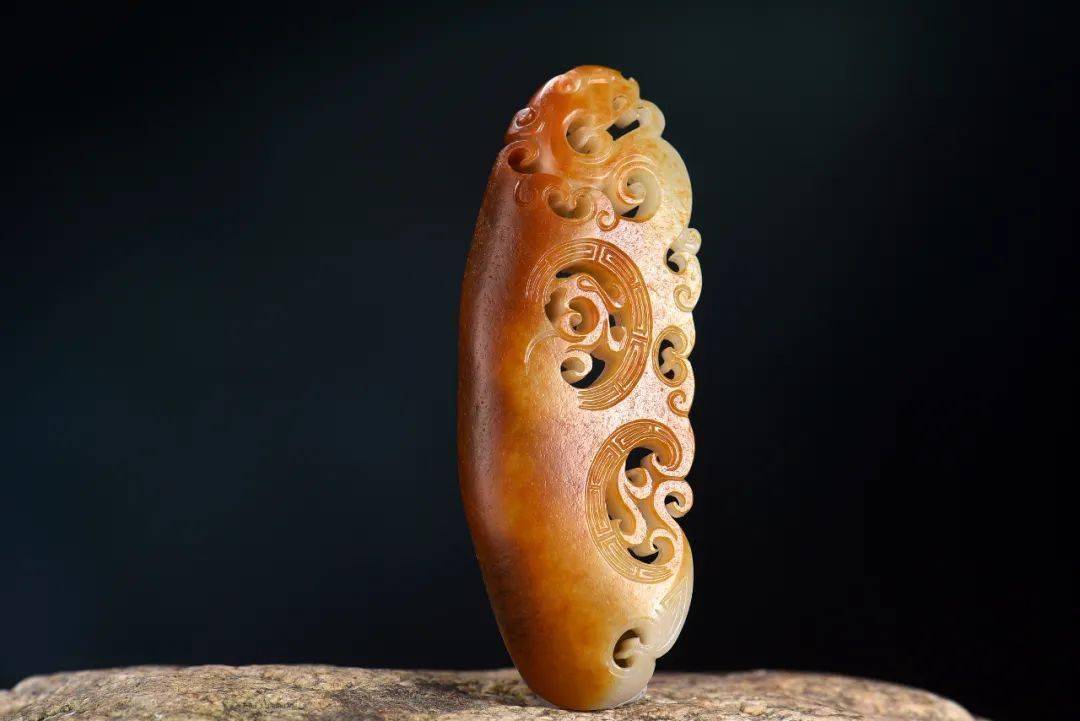 杂谈丨庄重古朴,说说仿古件._玉雕_文化_题材