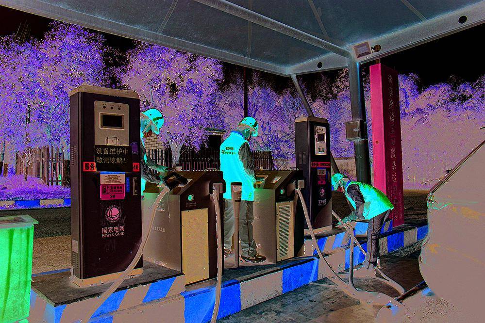 移动式充电桩高峰时段充电也能不排队