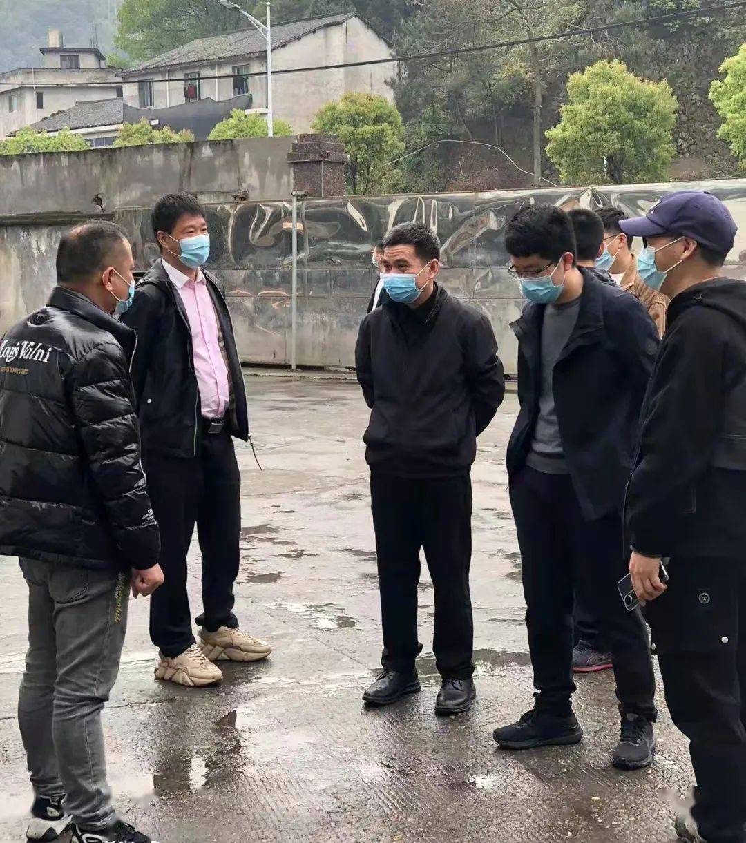 谢向东局长赴桥头镇督查污水零直排工作