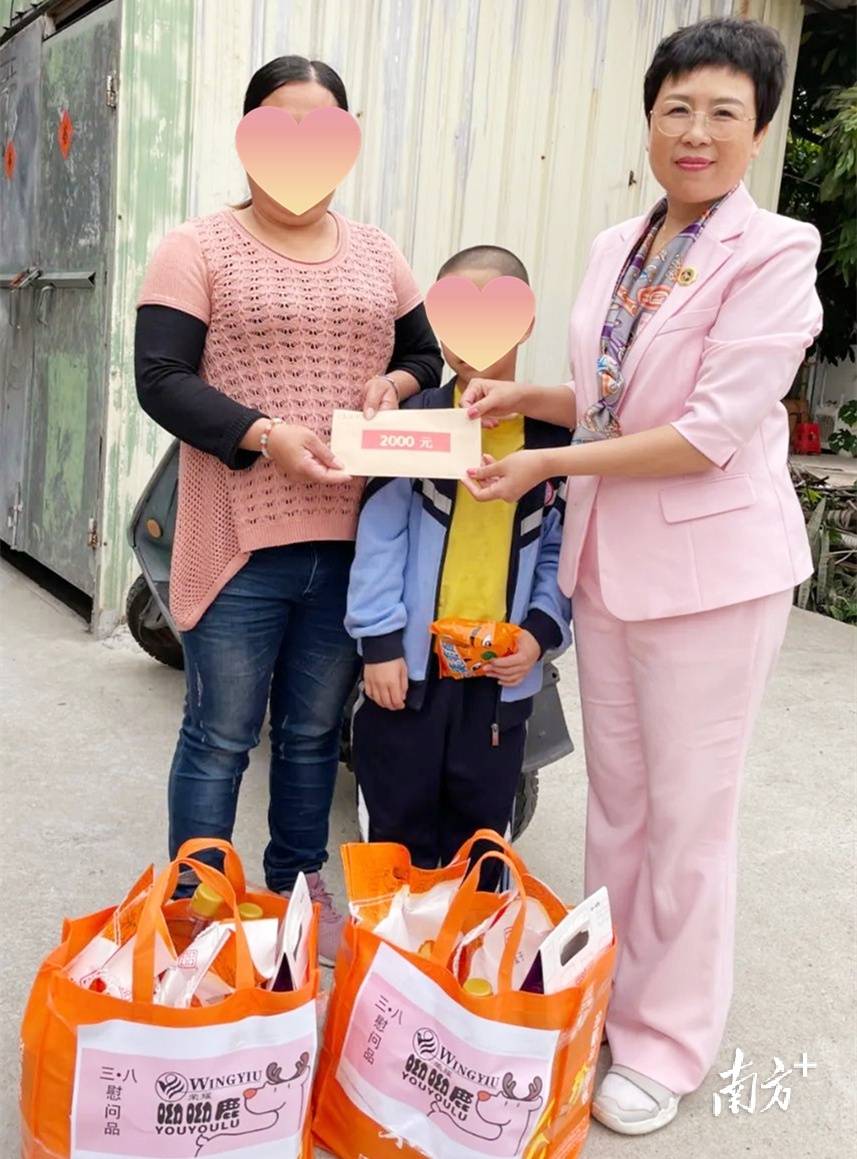 "潘淑仪表示,在企业遇到危机的关键时期,政府总能给