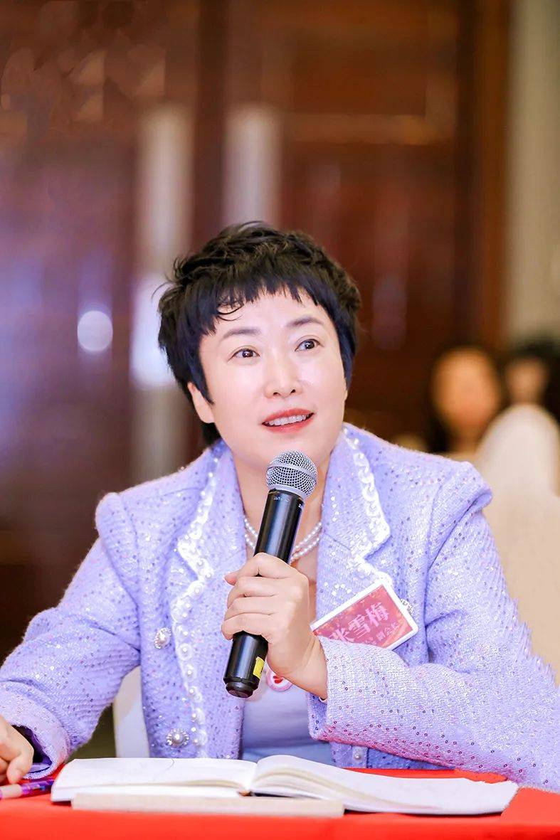 张雪梅销冠之路信念与专业是垫脚石