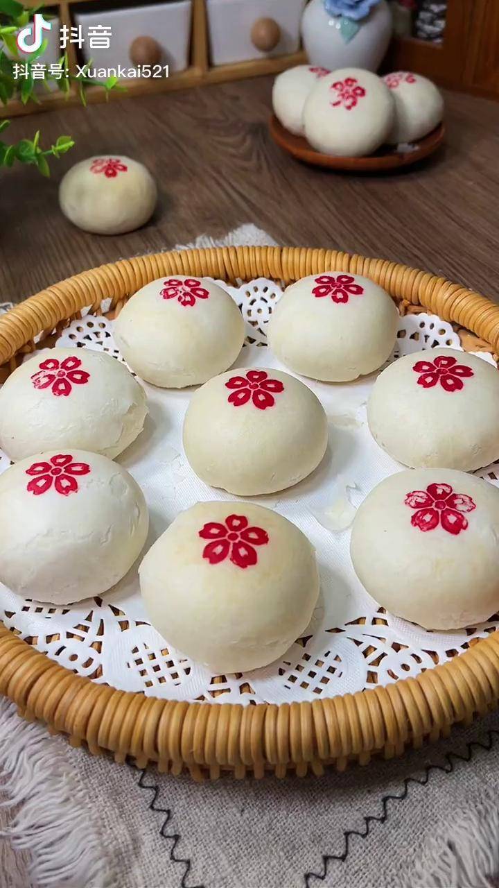 抖音美食创作人 酥皮点心 红豆酥白皮酥治愈系美食_红豆_白皮酥_豆沙