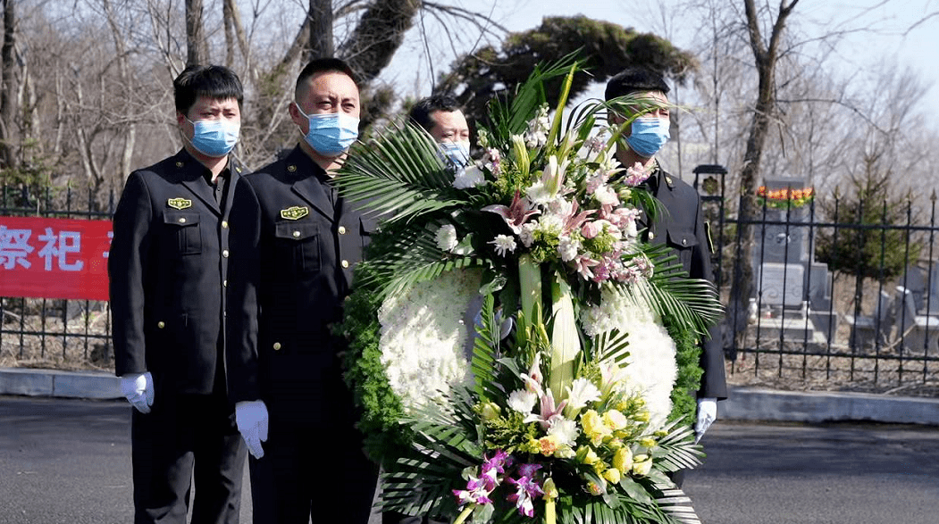 哈爾濱舉行清明共祭活動 倡導喪葬禮俗新風尚_服務_公墓_集體