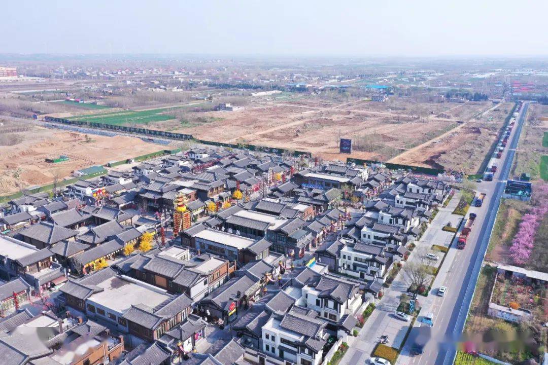郯国古城建设工作专班郯城县政务中心,金融中心项目总投资约5亿元