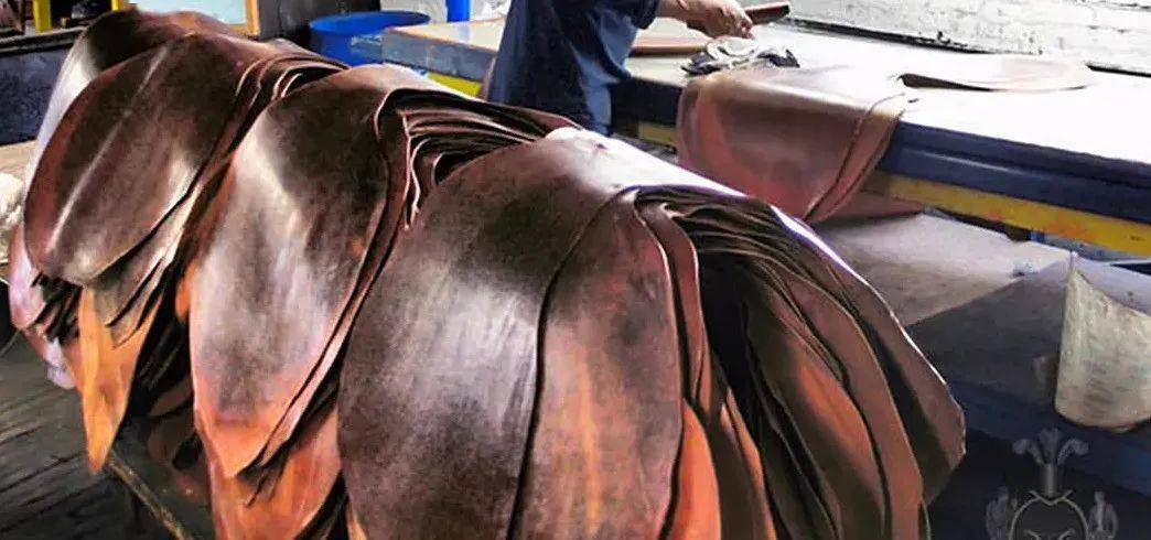 为啥皮鞋大多是牛皮羊皮没有猪皮