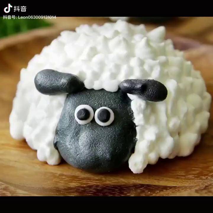 呆萌绵羊抹茶红豆沙慕斯抖音美食创作人绵羊料理