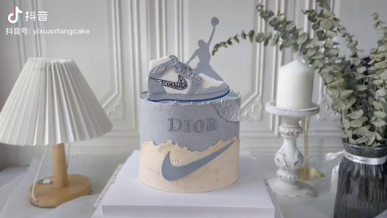 同款蛋糕线上课已更新耐克鞋蛋糕鞋子蛋糕糖牌蛋糕天津生日蛋糕烘焙