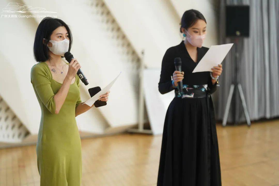 ������Ϸ��˫�Ϸ�硶���������տ��ݣ����ں������ ...