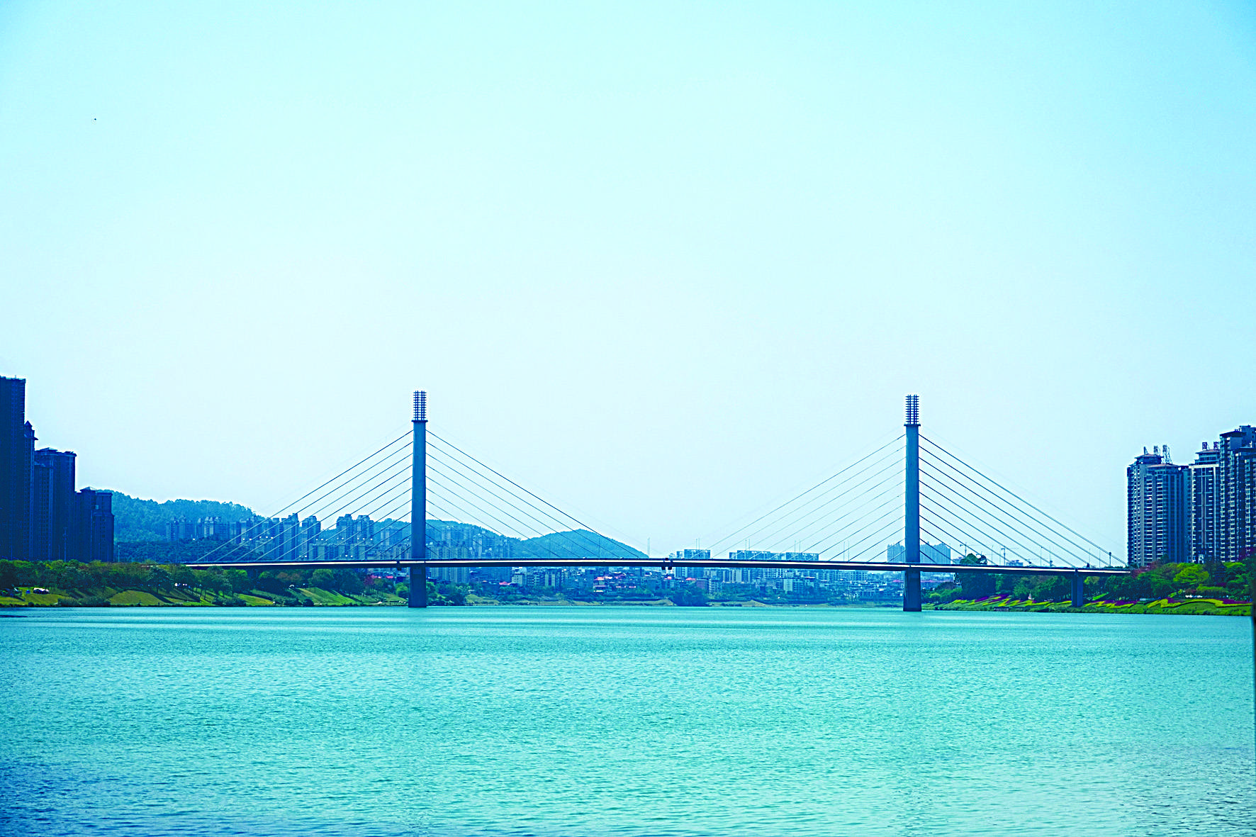 2023邕江游玩攻略,邕江的夜景很美，邕江大桥的...【去哪儿攻略】