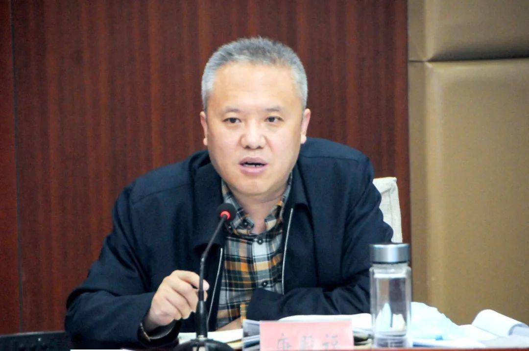 宣化区召开2022年一季度主要经济指标暨项目建设调度会_工作_张聪_雪