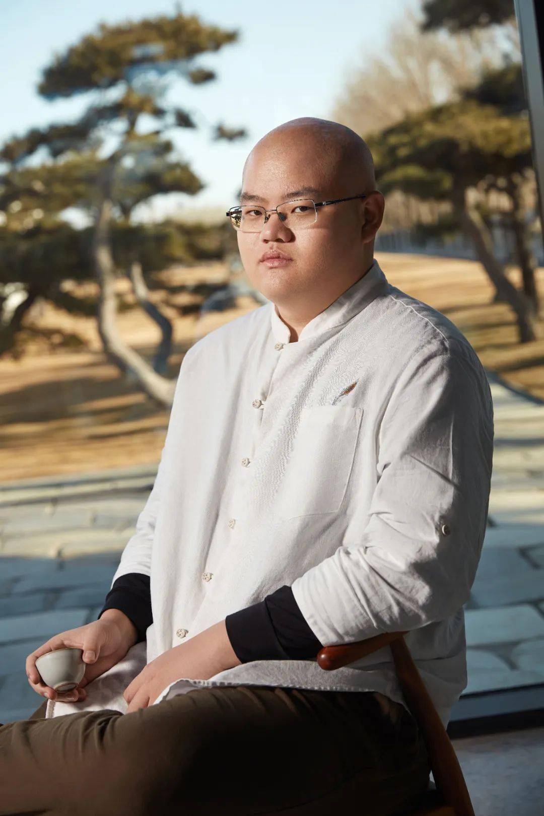 松美术馆新任馆长丁泽华2022年3月18日,北京松泽艺术中心总裁,收藏家