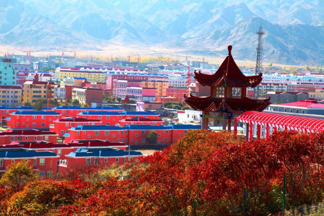 奋进新征程建功新时代温泉县天更蓝山更绿水更清环境更美