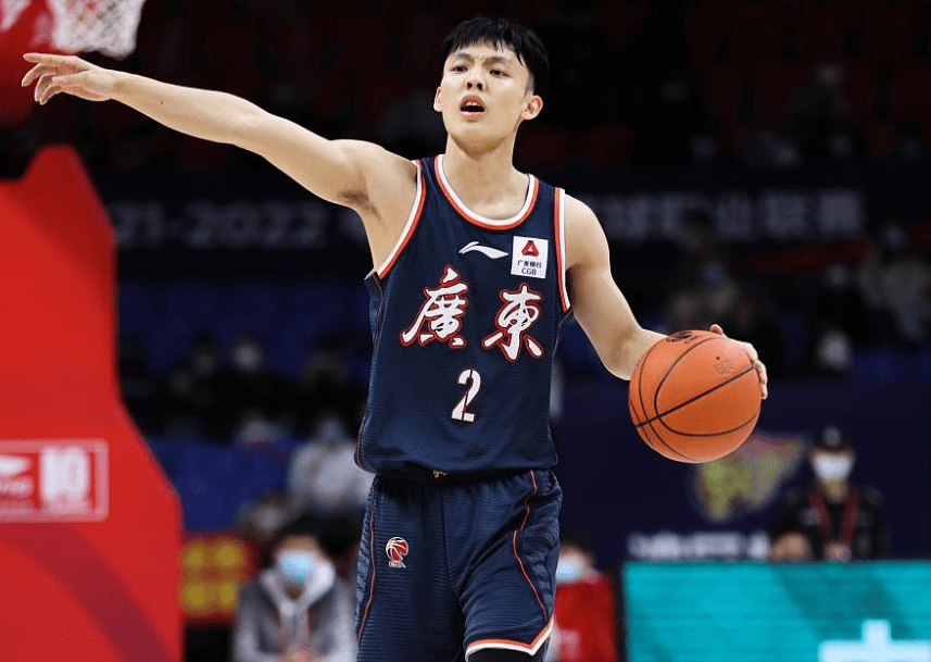 央视直播见证辽粤大战辽宁宣战海报不绕弯子了4重含义干广东