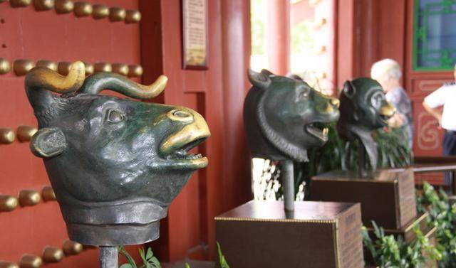 原创广东最假的盗版景区仿照圆明园而建游客却络绎不绝