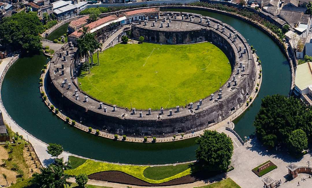 崎碌炮台(摄影:蔡立喜)桂园(摄影:肖志诚)一方水土养一方人.