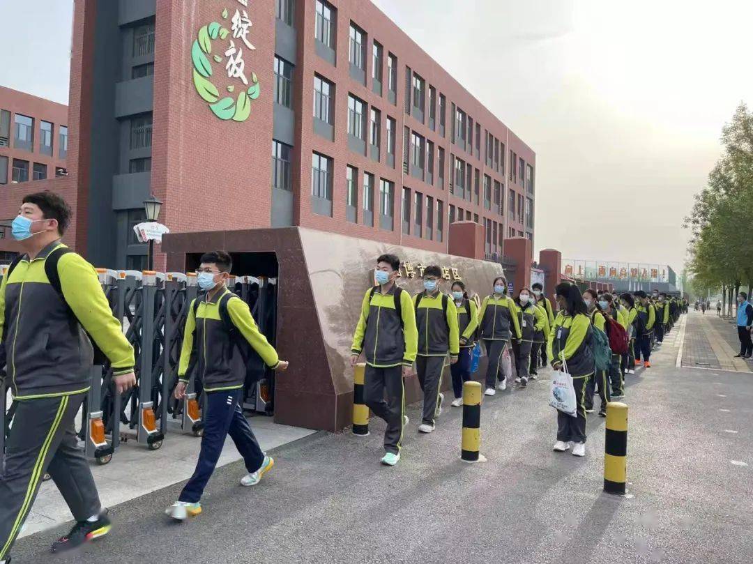 刚刚,许多地方正在上演……_张店区_淄博_校园