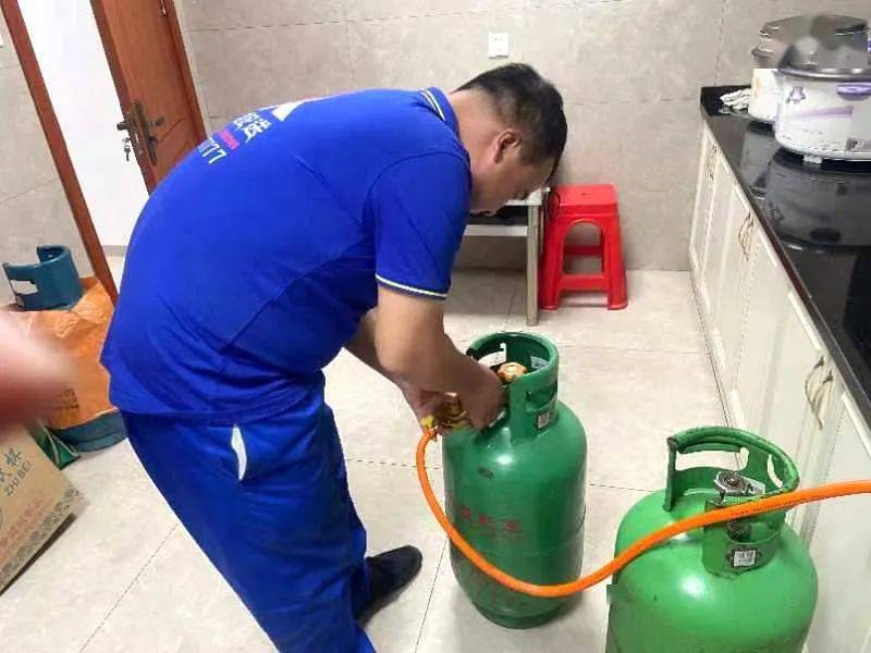 海南能源公司风起云涌：新能源革命引领未来
