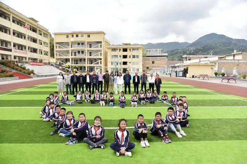 【永宁快讯】叙永城区三角梅花开正艳 美不胜收_叙永县_建设_演练